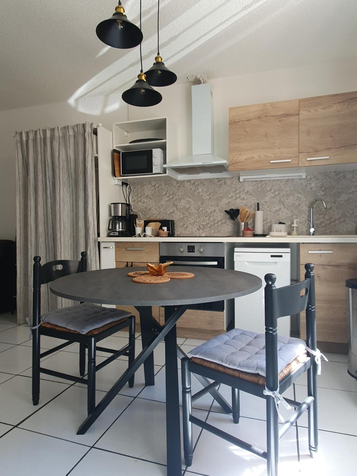 Beau Renove En Centre-ville De Appartement